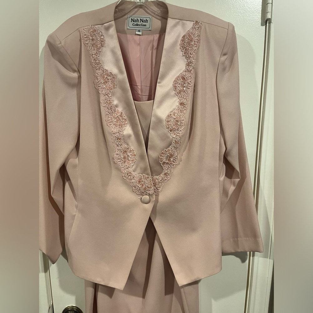 Mother of the bride/groom dress